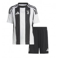 Dječji Nogometni Dres Juventus Domaci 2024-25 Kratak Rukav (+ Kratke hlače)